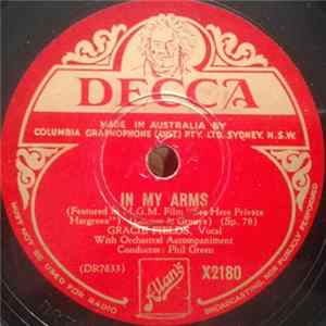 Gracie Fields - In My Arms / Wait For Me, Mary Album