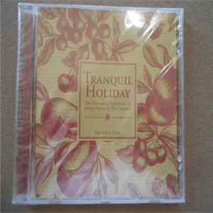 Various - Tranquil Holiday (Ten Soothing Favorites To Bring Peace To The Season) Album